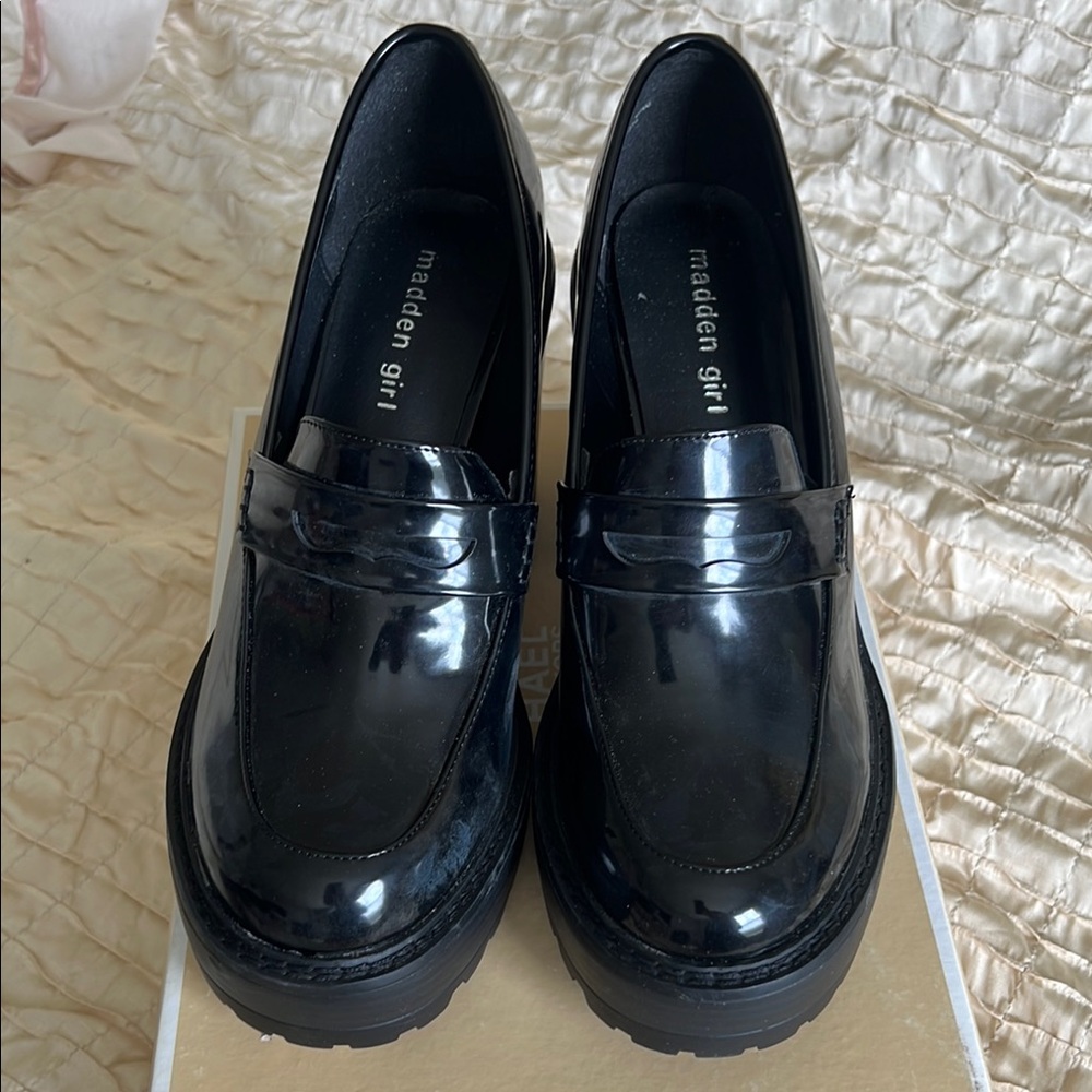 Madden Girl Black Kassidy Platform shoes